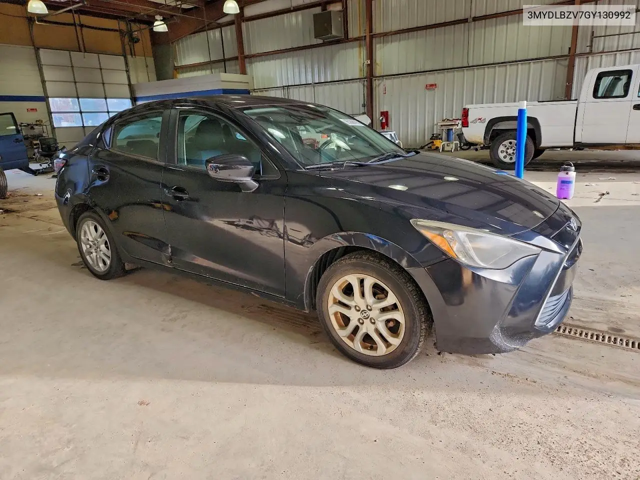 3MYDLBZV7GY130992 2016 Toyota Scion Ia
