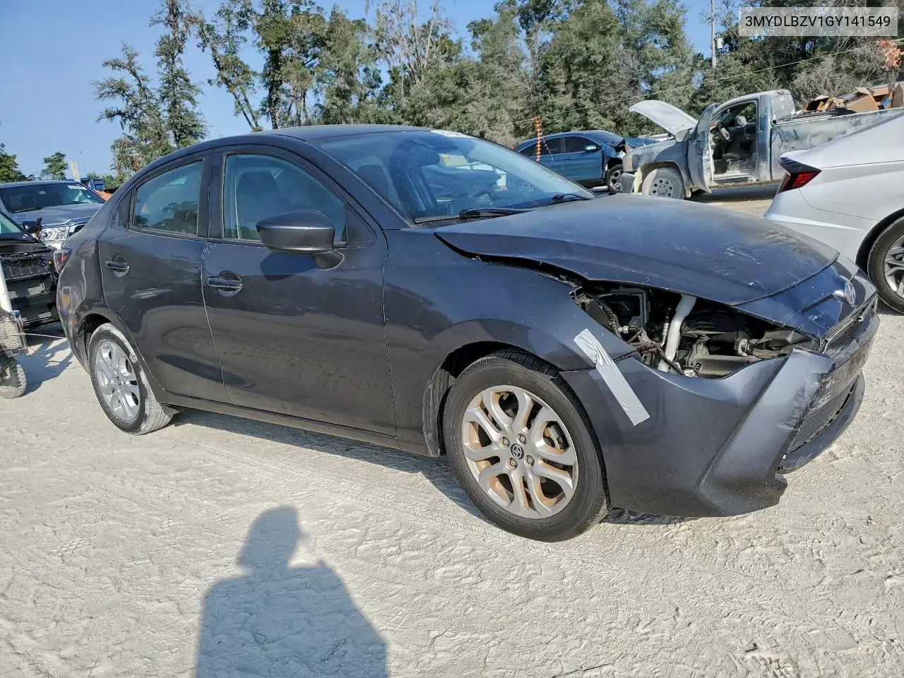 3MYDLBZV1GY141549 2016 Toyota Scion Ia
