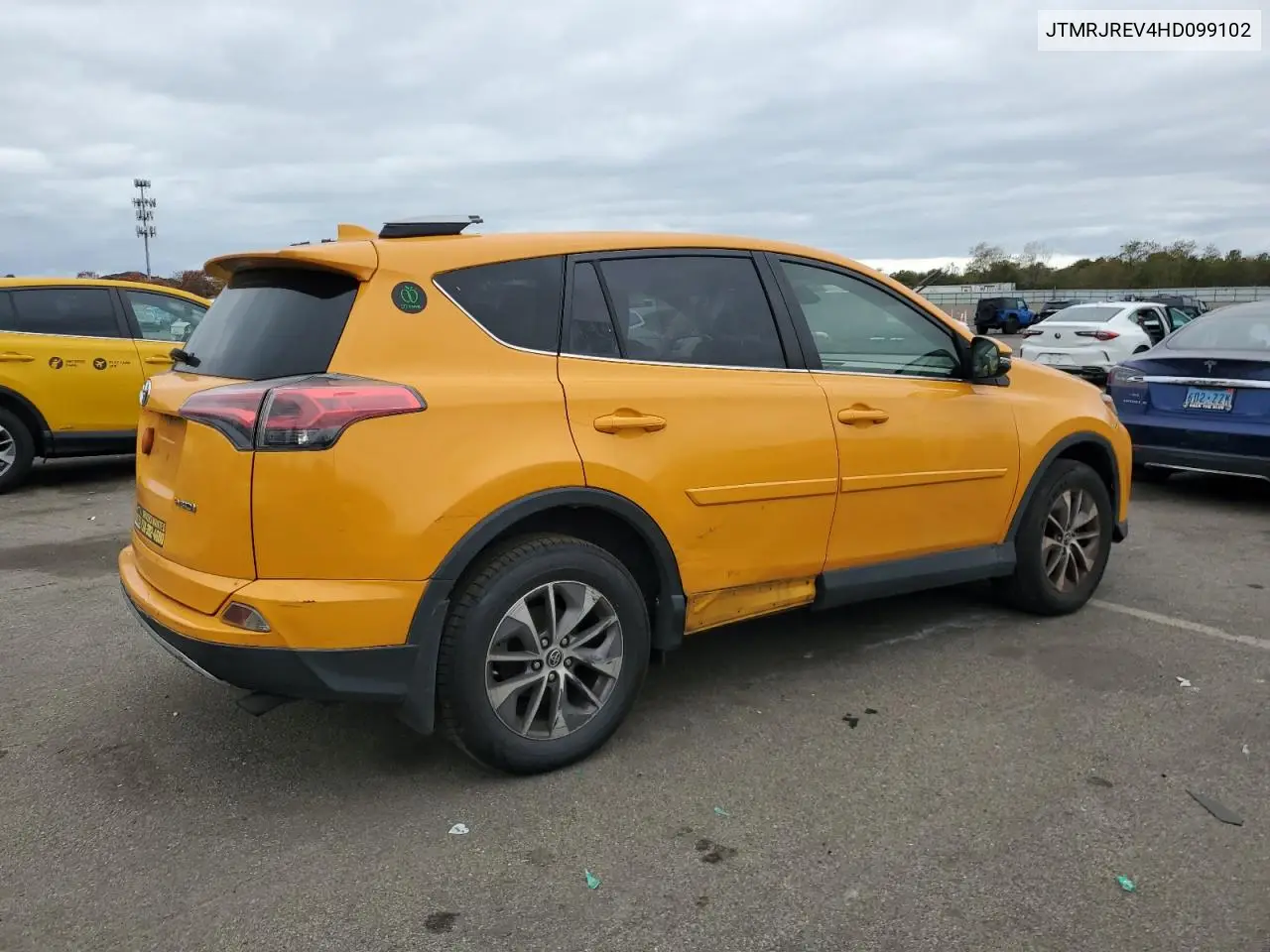 JTMRJREV4HD099102 2017 Toyota Rav4 Hv Le