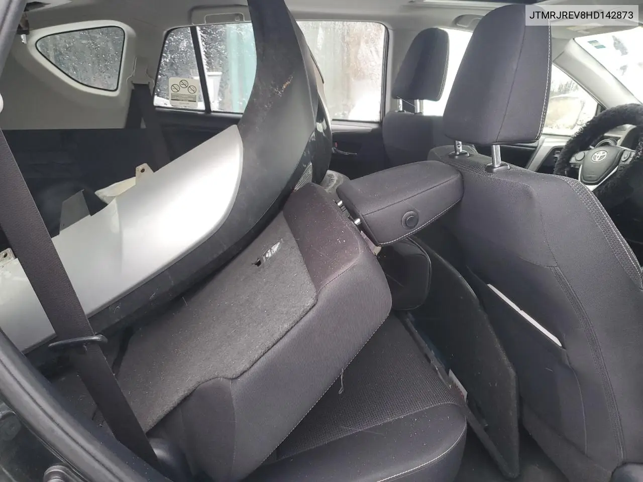 JTMRJREV8HD142873 2017 Toyota Rav4 Hv Le