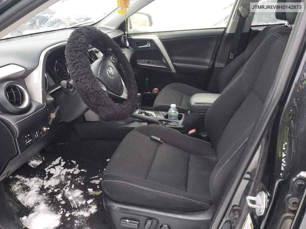 JTMRJREV8HD142873 2017 Toyota Rav4 Hv Le
