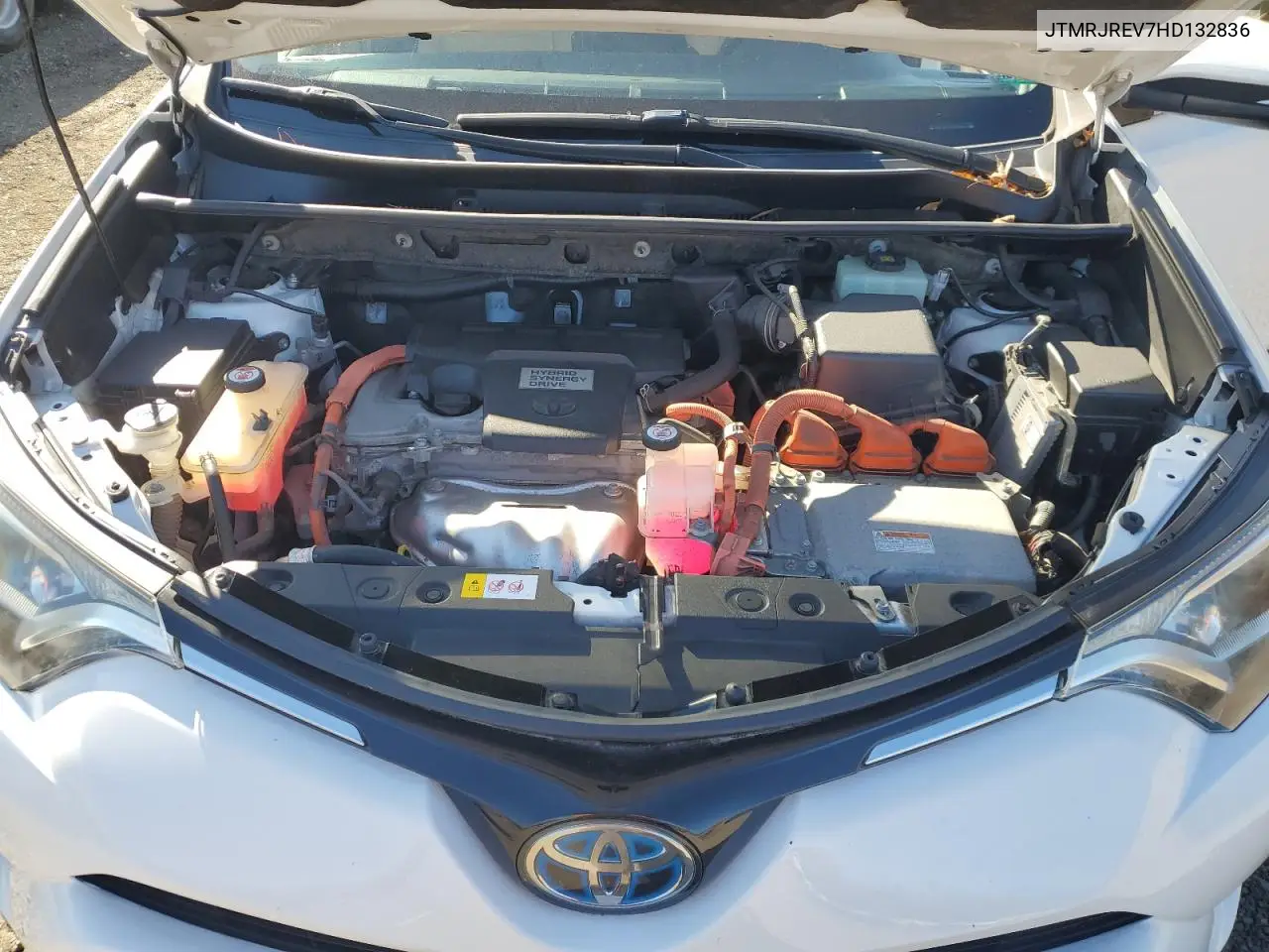 JTMRJREV7HD132836 2017 Toyota Rav4 Hv Le