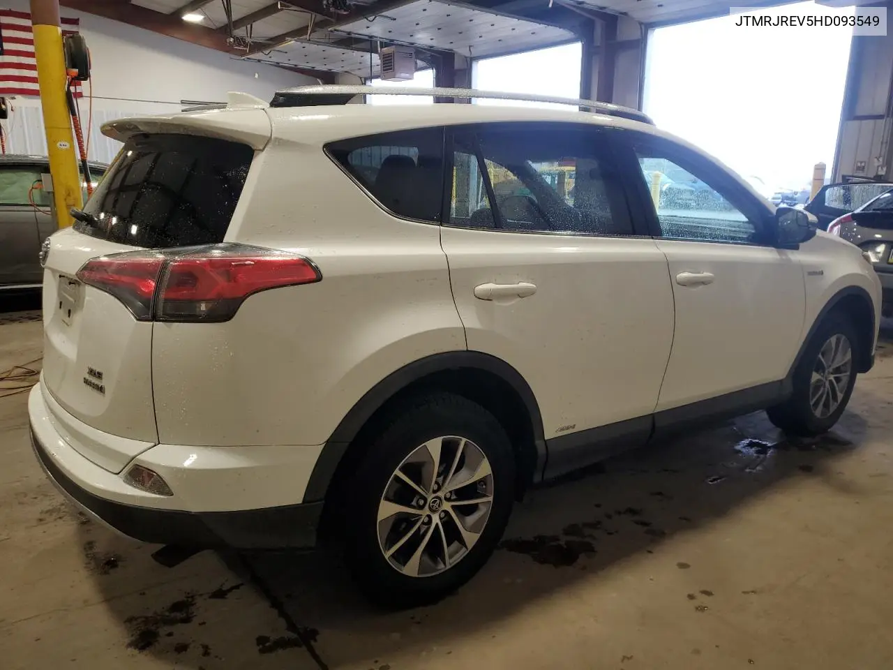 JTMRJREV5HD093549 2017 Toyota Rav4 Hv Le