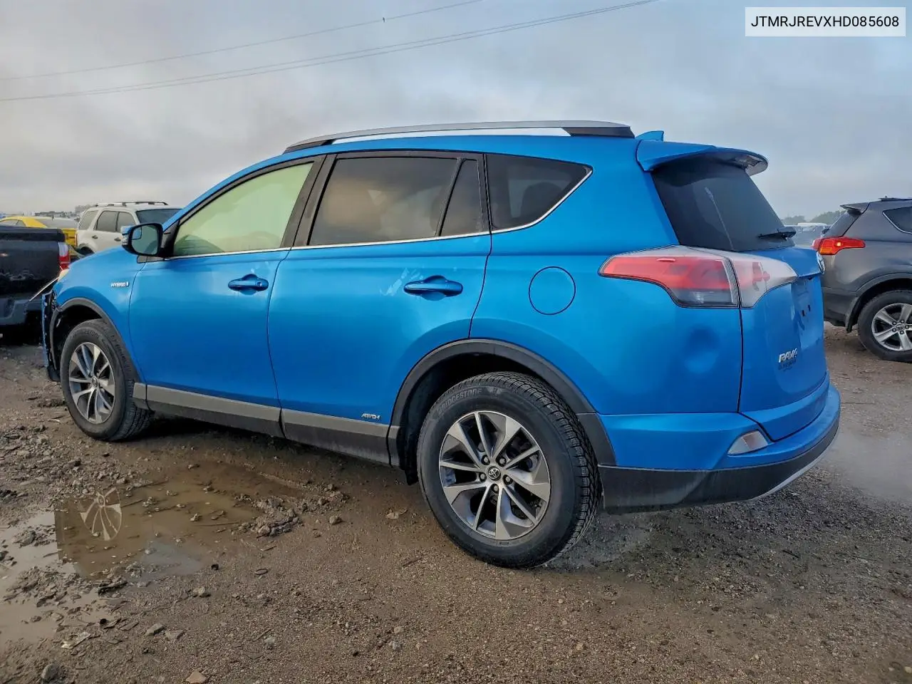JTMRJREVXHD085608 2017 Toyota Rav4 Hv Le