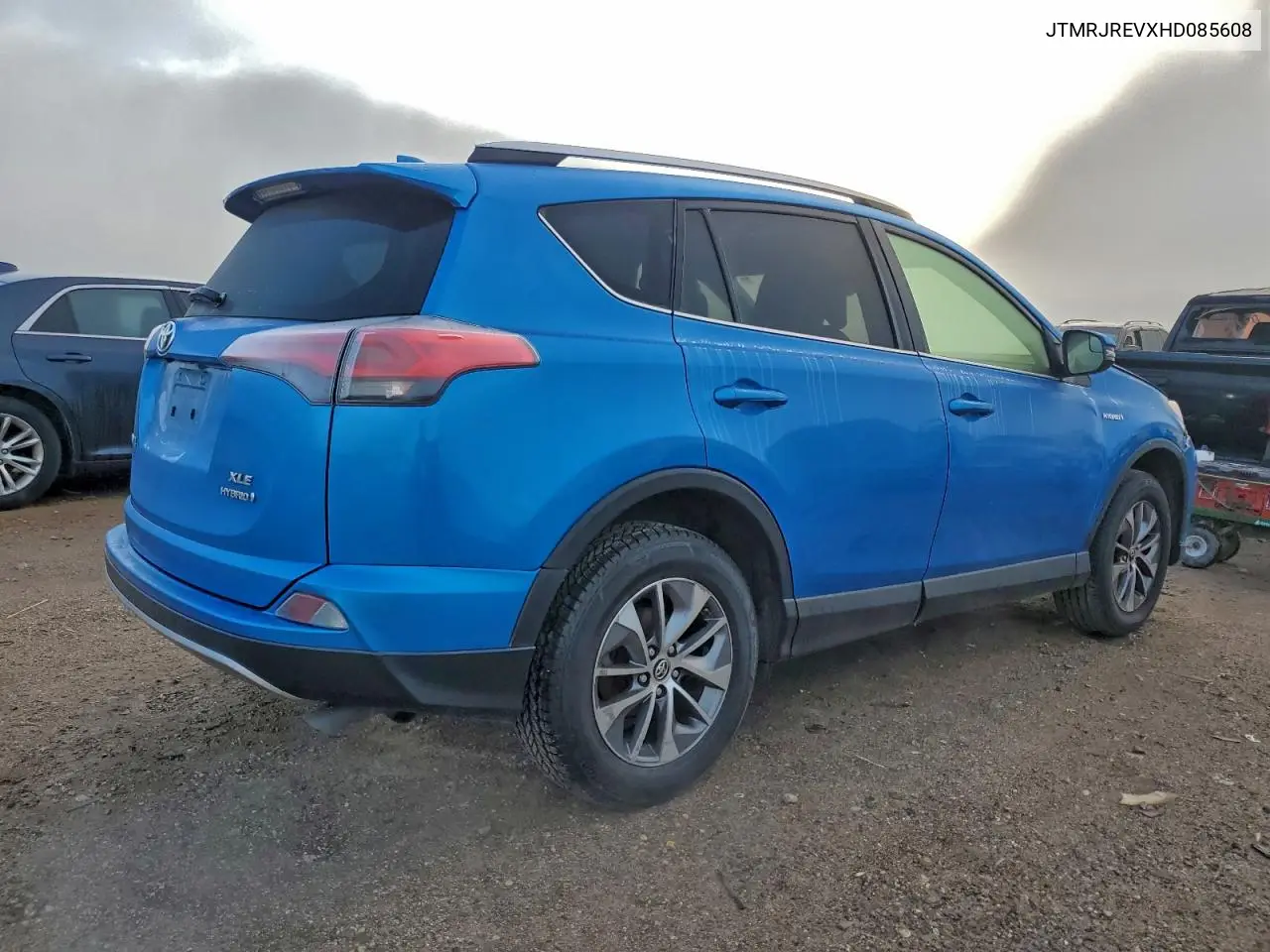 JTMRJREVXHD085608 2017 Toyota Rav4 Hv Le