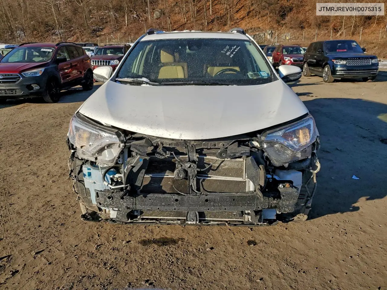 JTMRJREV0HD075315 2017 Toyota Rav4 Hv Le