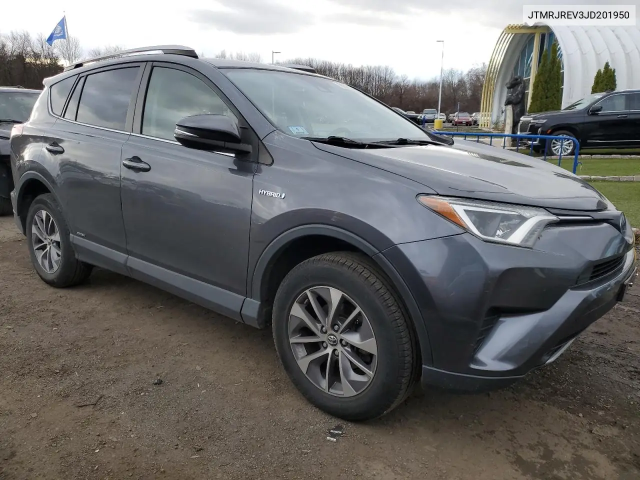 JTMRJREV3JD201950 2018 Toyota Rav4 Hv Le
