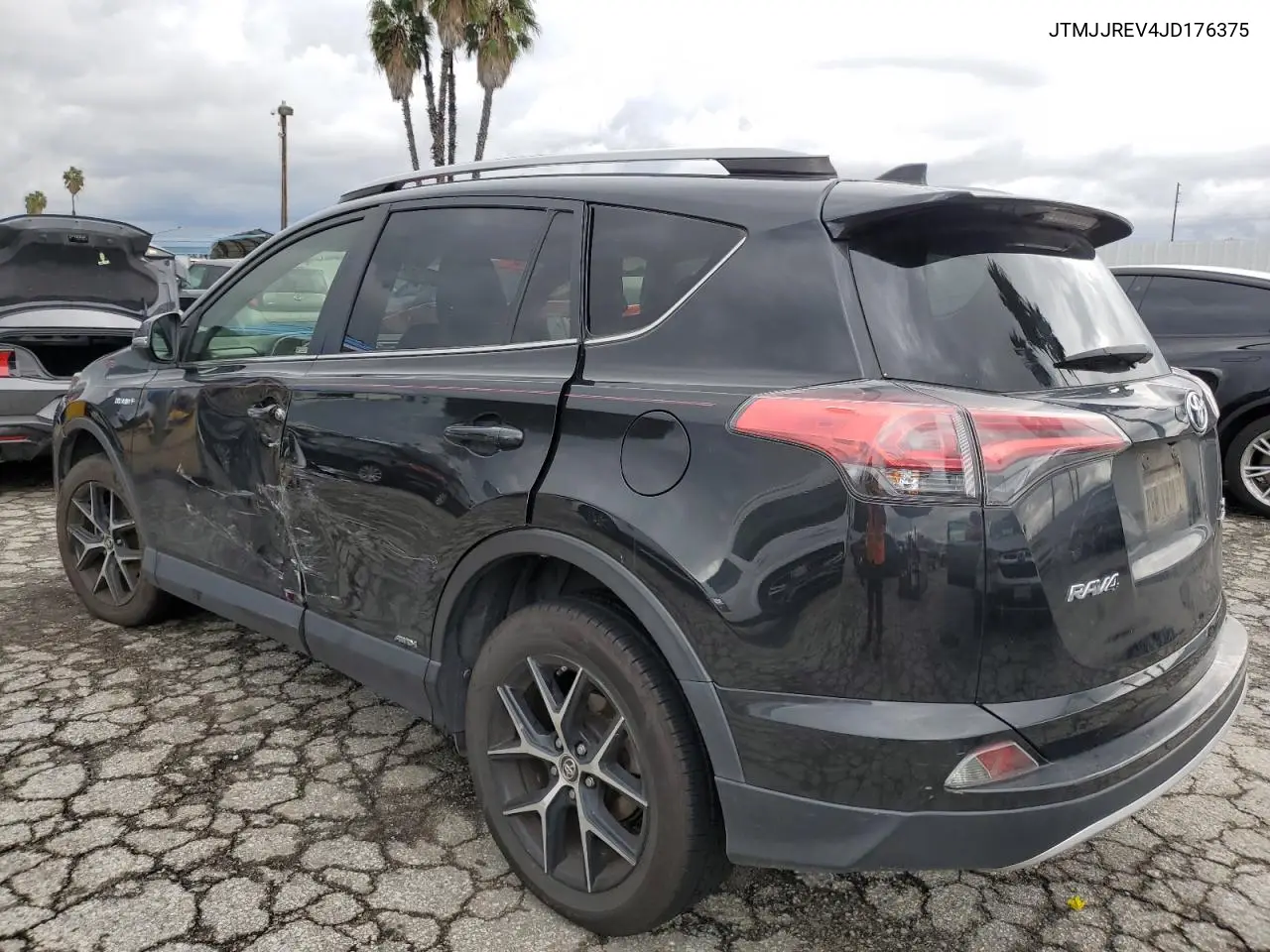 JTMJJREV4JD176375 2018 Toyota Rav4 Hv Se