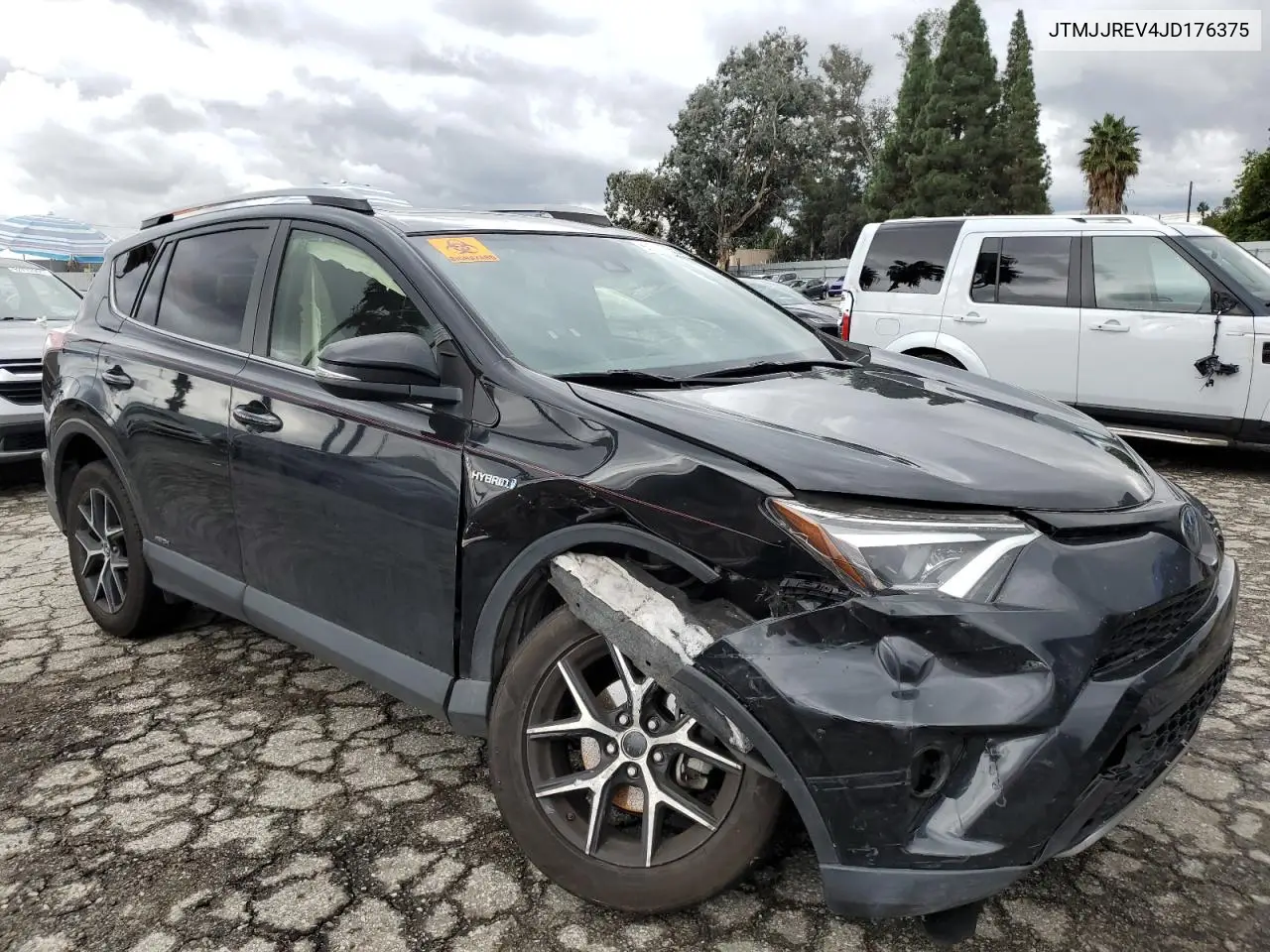 JTMJJREV4JD176375 2018 Toyota Rav4 Hv Se