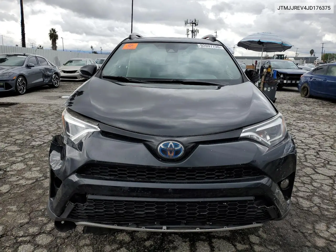 JTMJJREV4JD176375 2018 Toyota Rav4 Hv Se