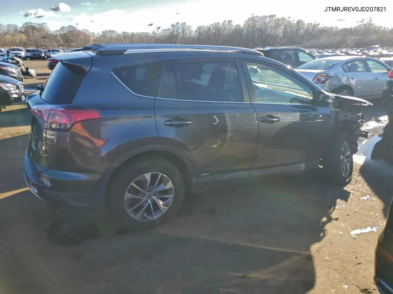 JTMRJREV0JD207821 2018 Toyota Rav4 Hv Le
