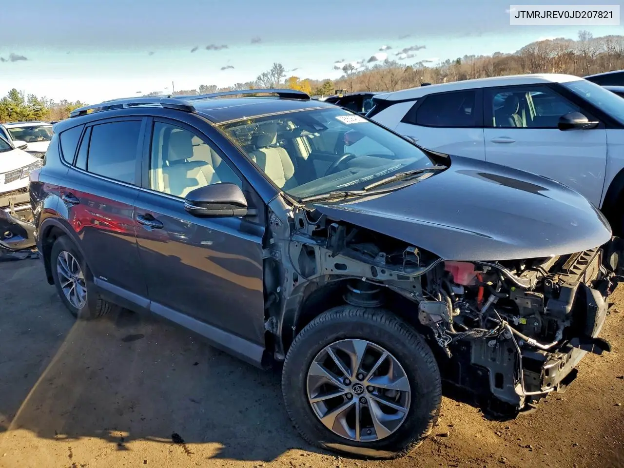JTMRJREV0JD207821 2018 Toyota Rav4 Hv Le