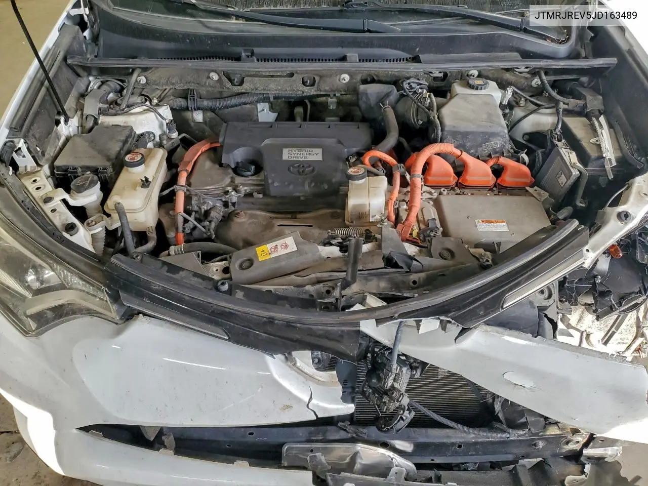 JTMRJREV5JD163489 2018 Toyota Rav4 Hv Le