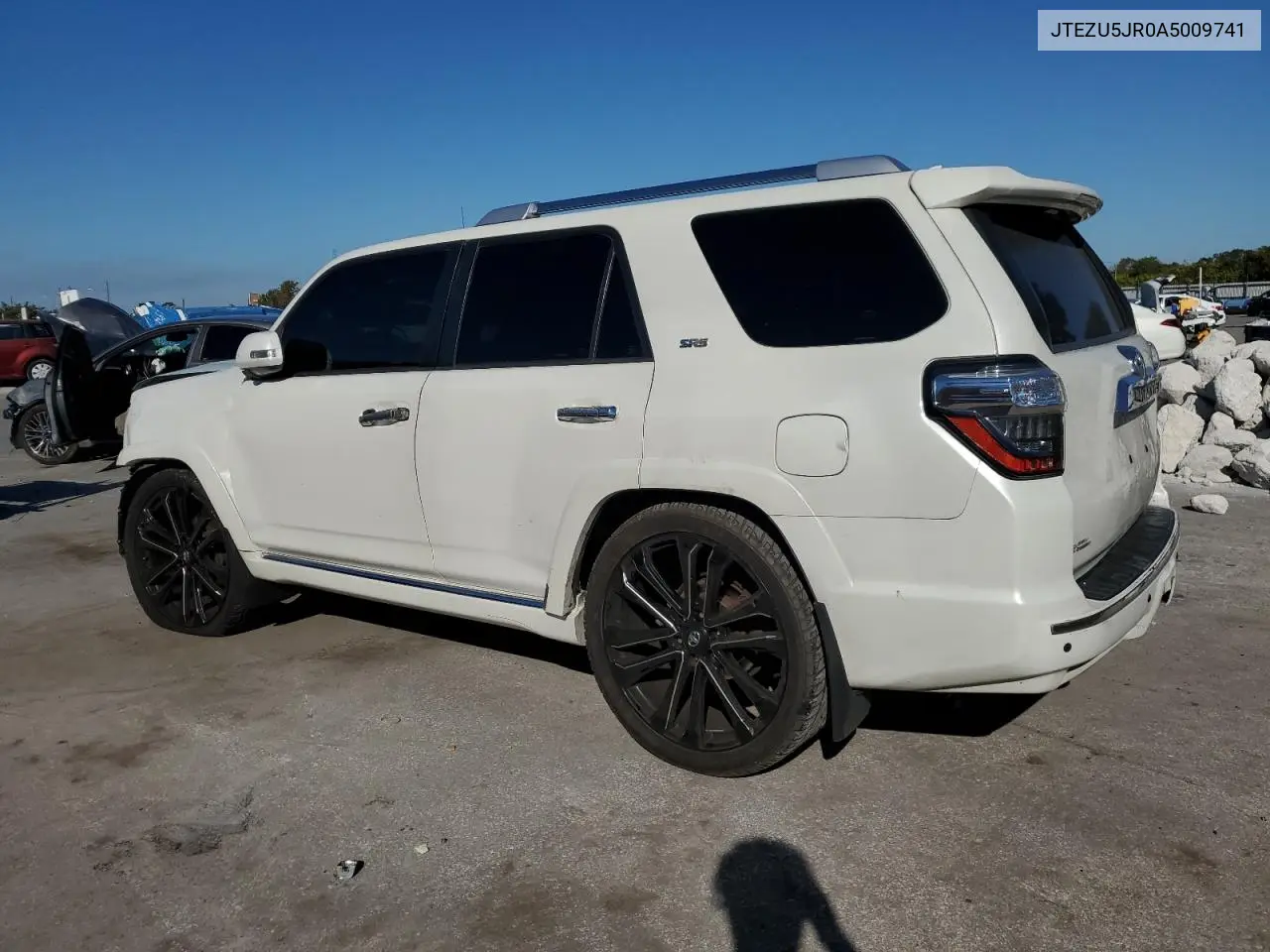 JTEZU5JR0A5009741 2010 Toyota 4Runner Sr5