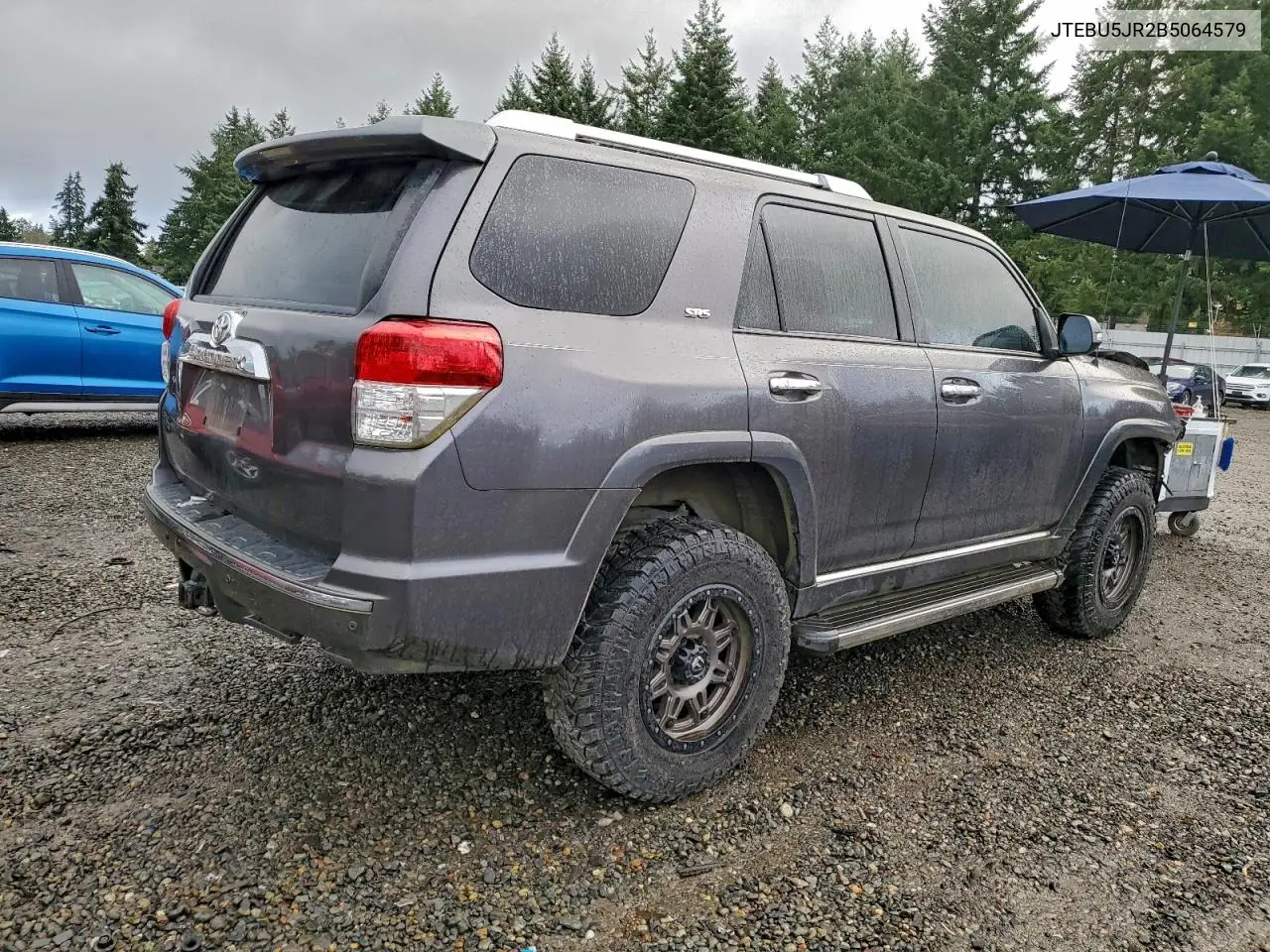 JTEBU5JR2B5064579 2011 Toyota 4Runner Sr5