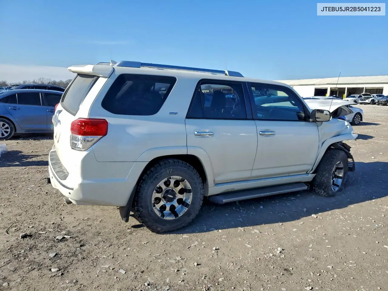 JTEBU5JR2B5041223 2011 Toyota 4Runner Sr5