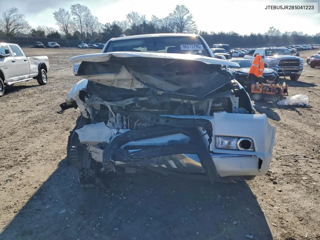 JTEBU5JR2B5041223 2011 Toyota 4Runner Sr5
