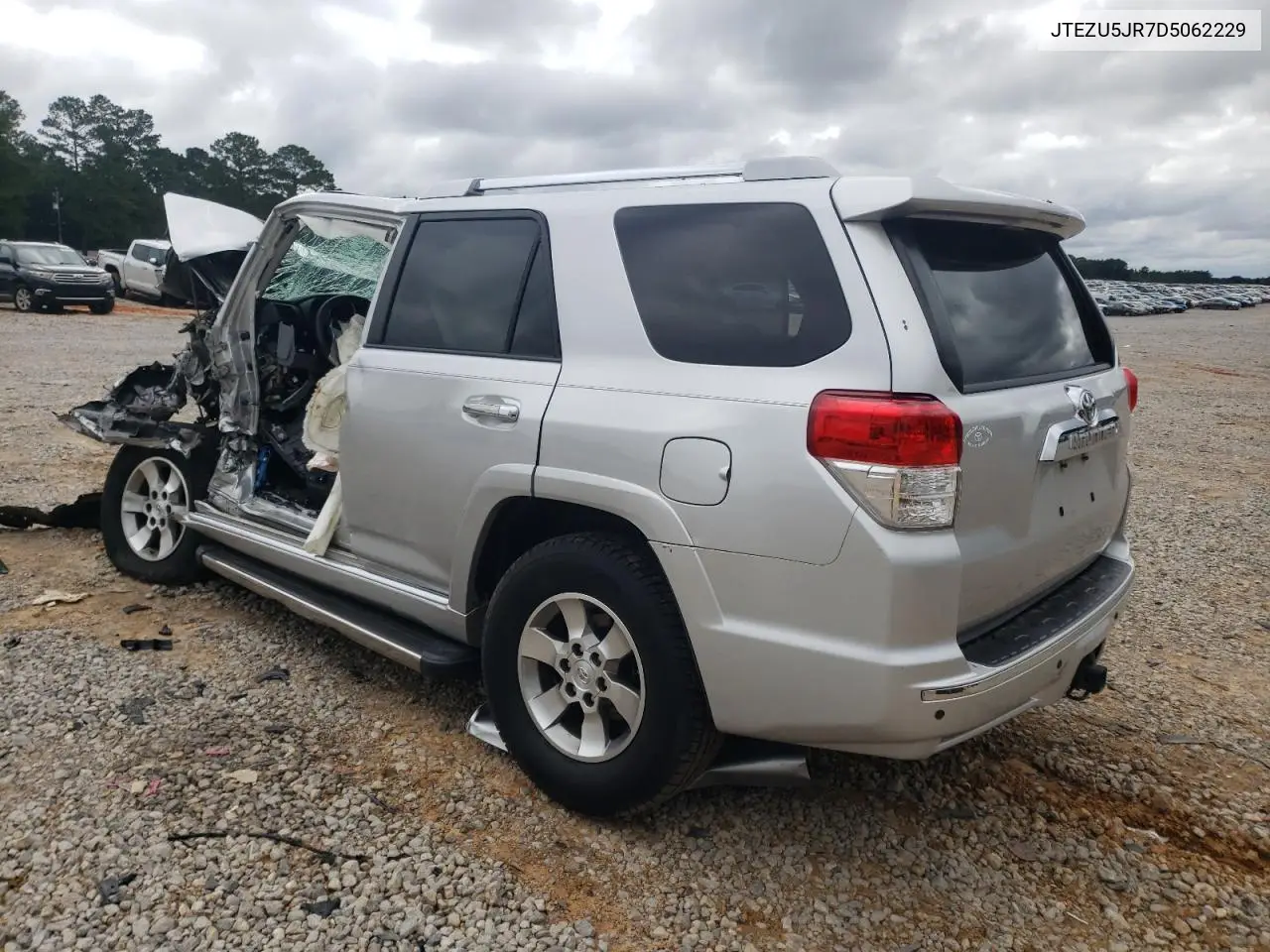 JTEZU5JR7D5062229 2013 Toyota 4Runner Sr5