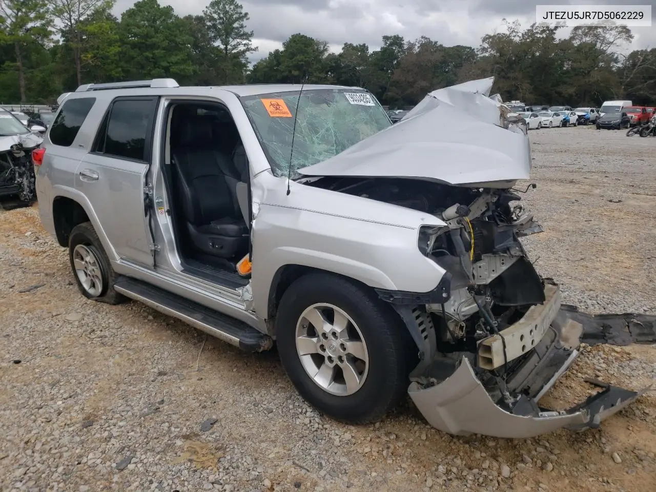 JTEZU5JR7D5062229 2013 Toyota 4Runner Sr5