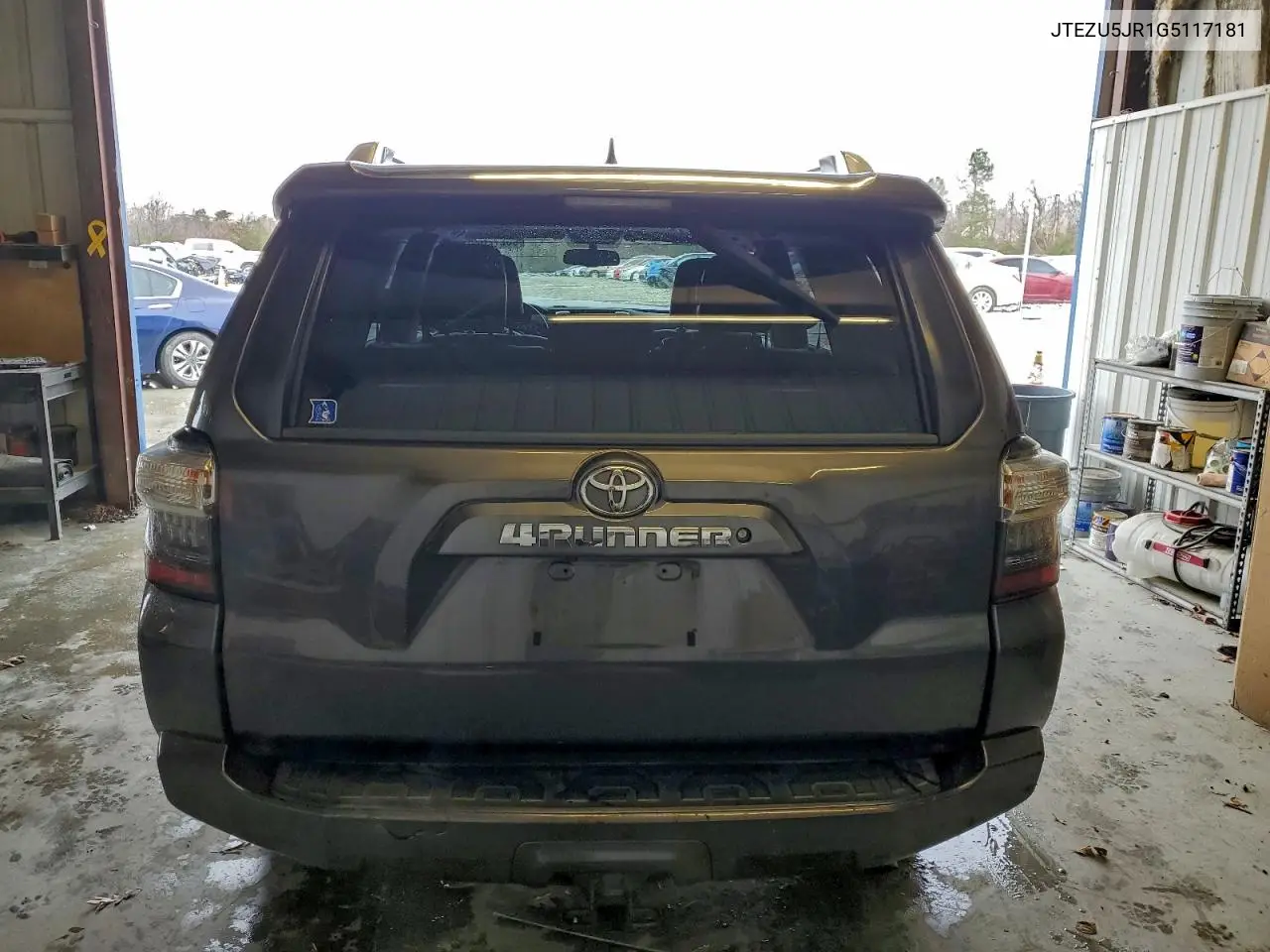 JTEZU5JR1G5117181 2016 Toyota 4Runner Sr5