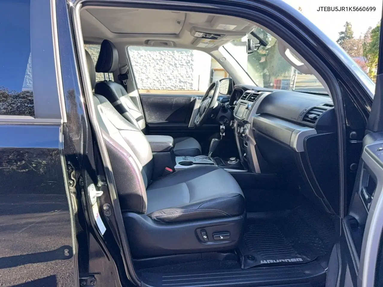 JTEBU5JR1K5660699 2019 Toyota 4Runner Sr5/Sr5 Premium