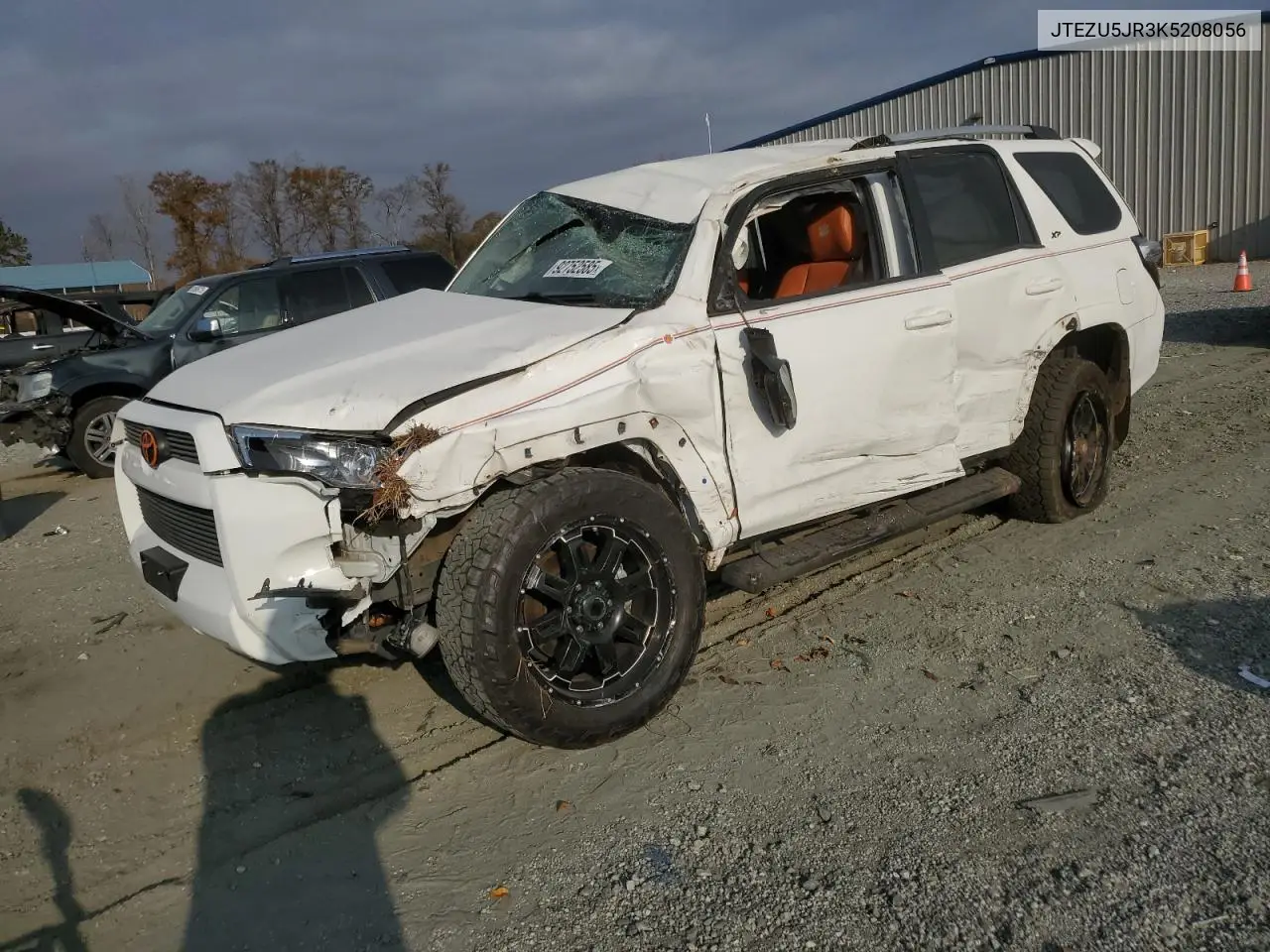 JTEZU5JR3K5208056 2019 Toyota 4Runner Sr5