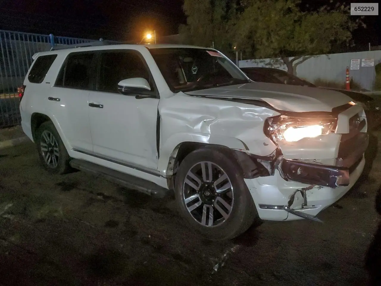 652229 2019 Toyota 4Runner Sr