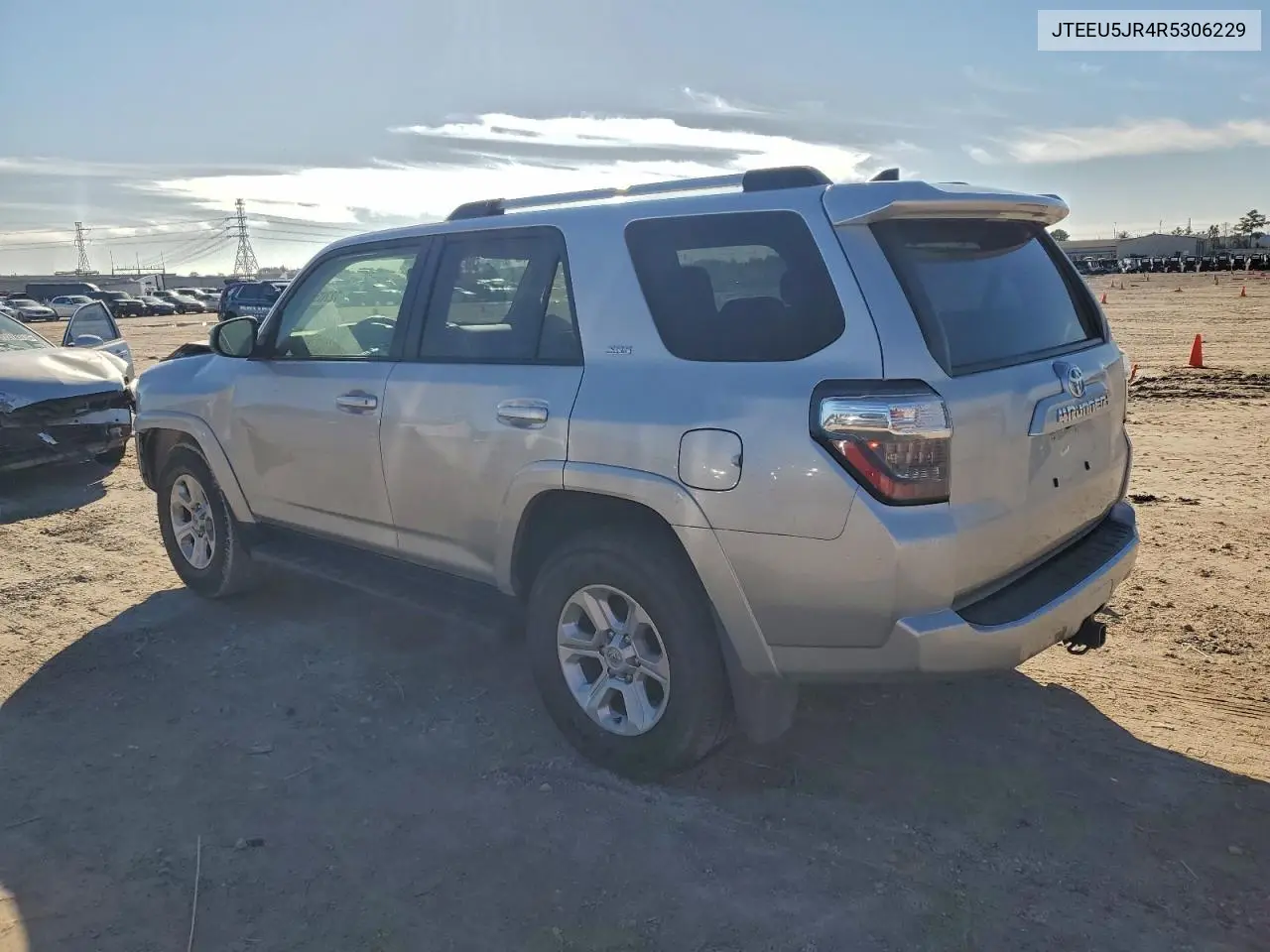 JTEEU5JR4R5306229 2024 Toyota 4Runner Sr5