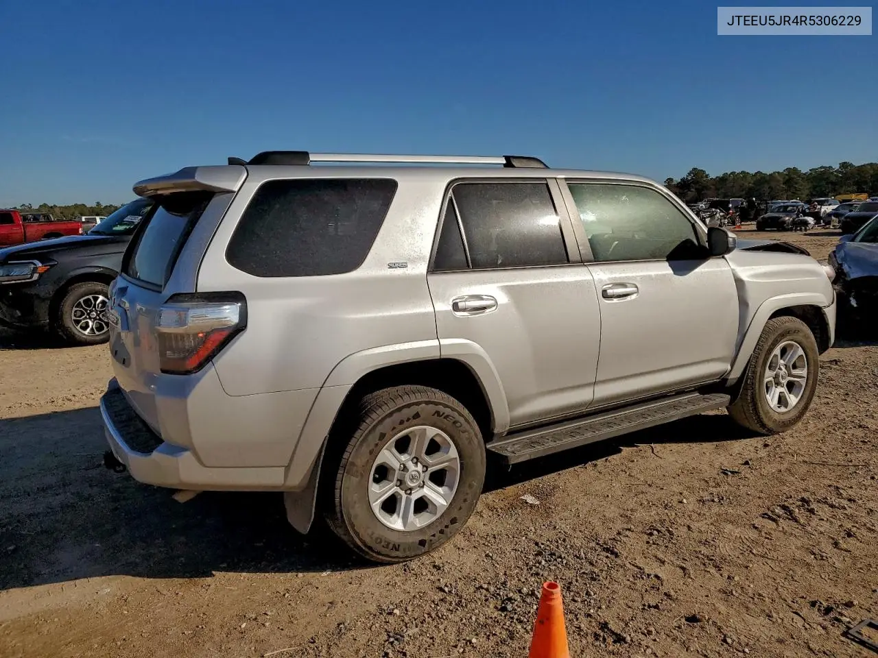 JTEEU5JR4R5306229 2024 Toyota 4Runner Sr5