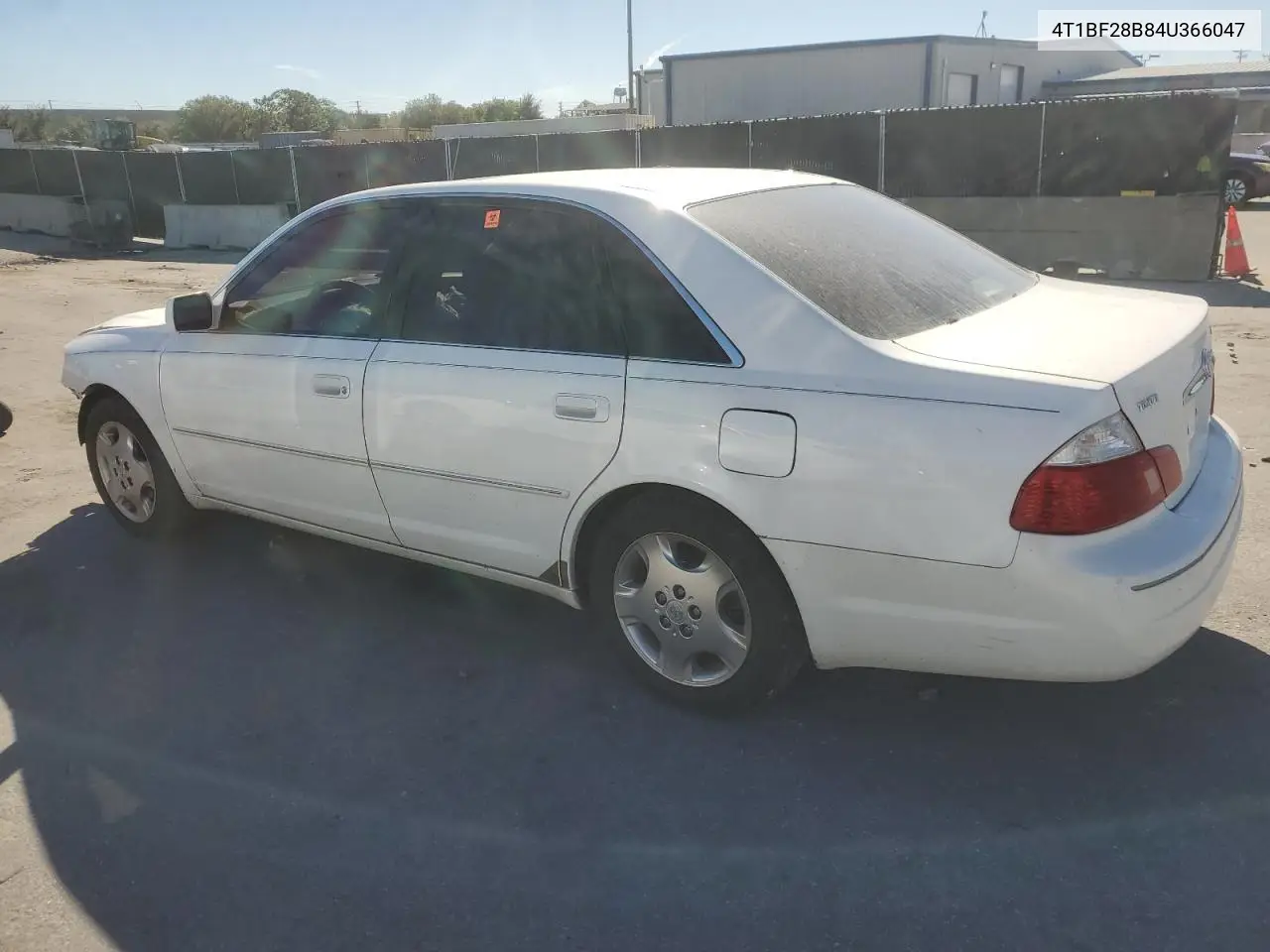 4T1BF28B84U366047 2004 Toyota Avalon Xl