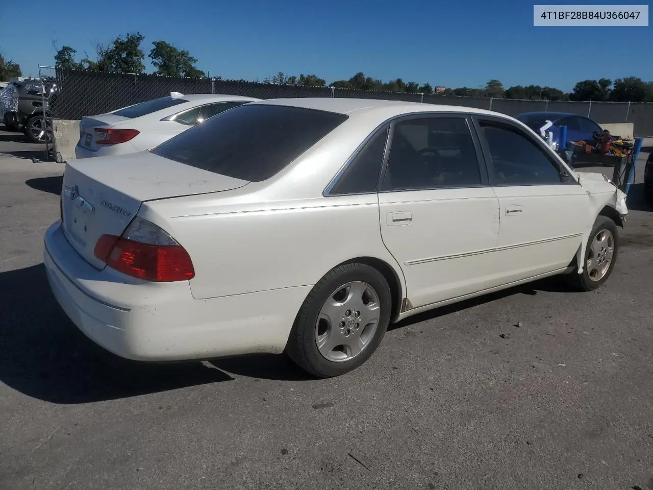 4T1BF28B84U366047 2004 Toyota Avalon Xl
