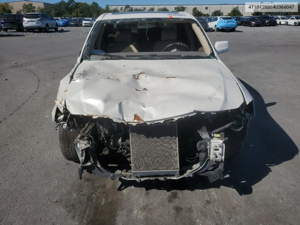 4T1BF28B84U366047 2004 Toyota Avalon Xl