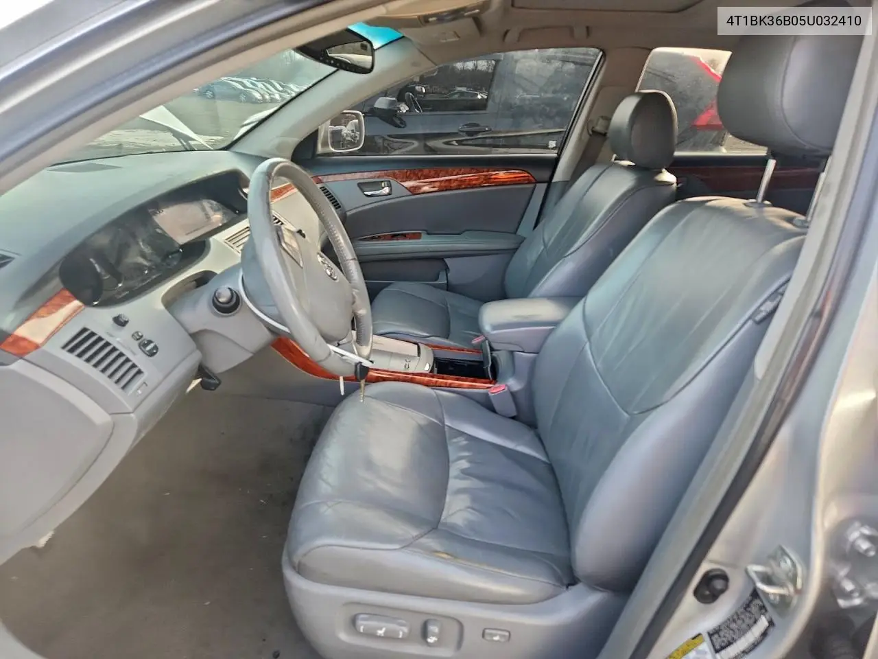 4T1BK36B05U032410 2005 Toyota Avalon Xl