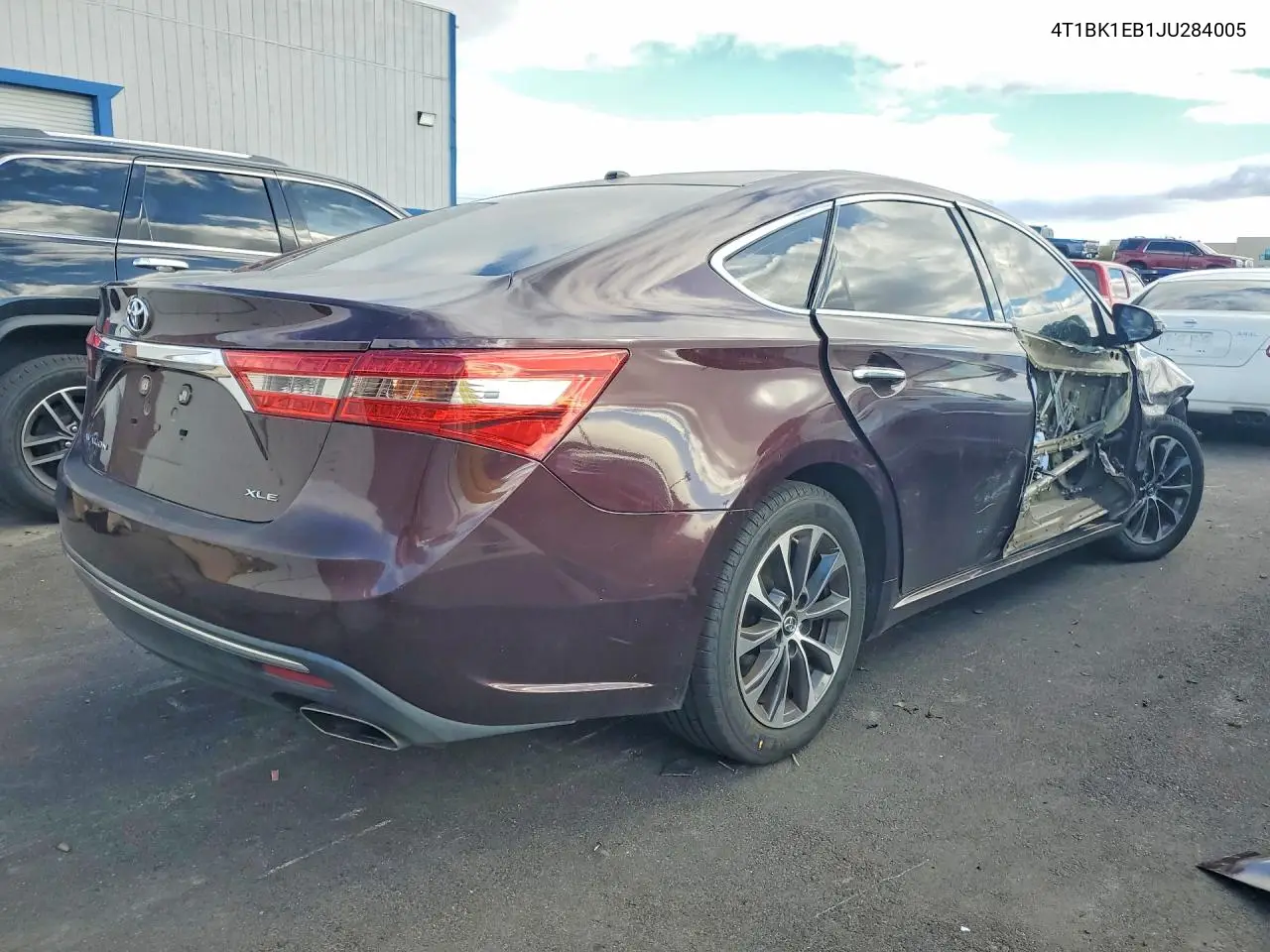 4T1BK1EB1JU284005 2018 Toyota Avalon Xle