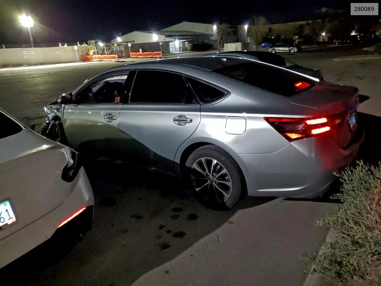 280089 2018 Toyota Avalon Xle