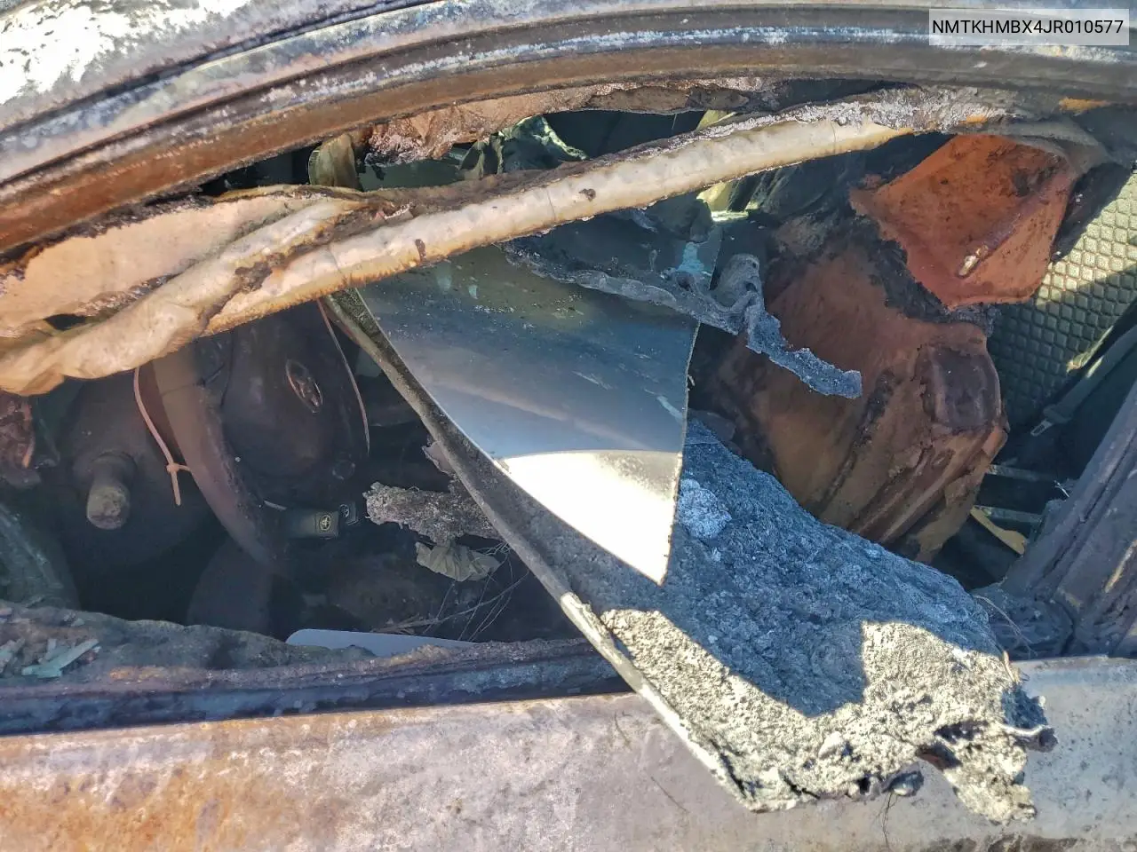NMTKHMBX4JR010577 2018 Toyota C-Hr Xle