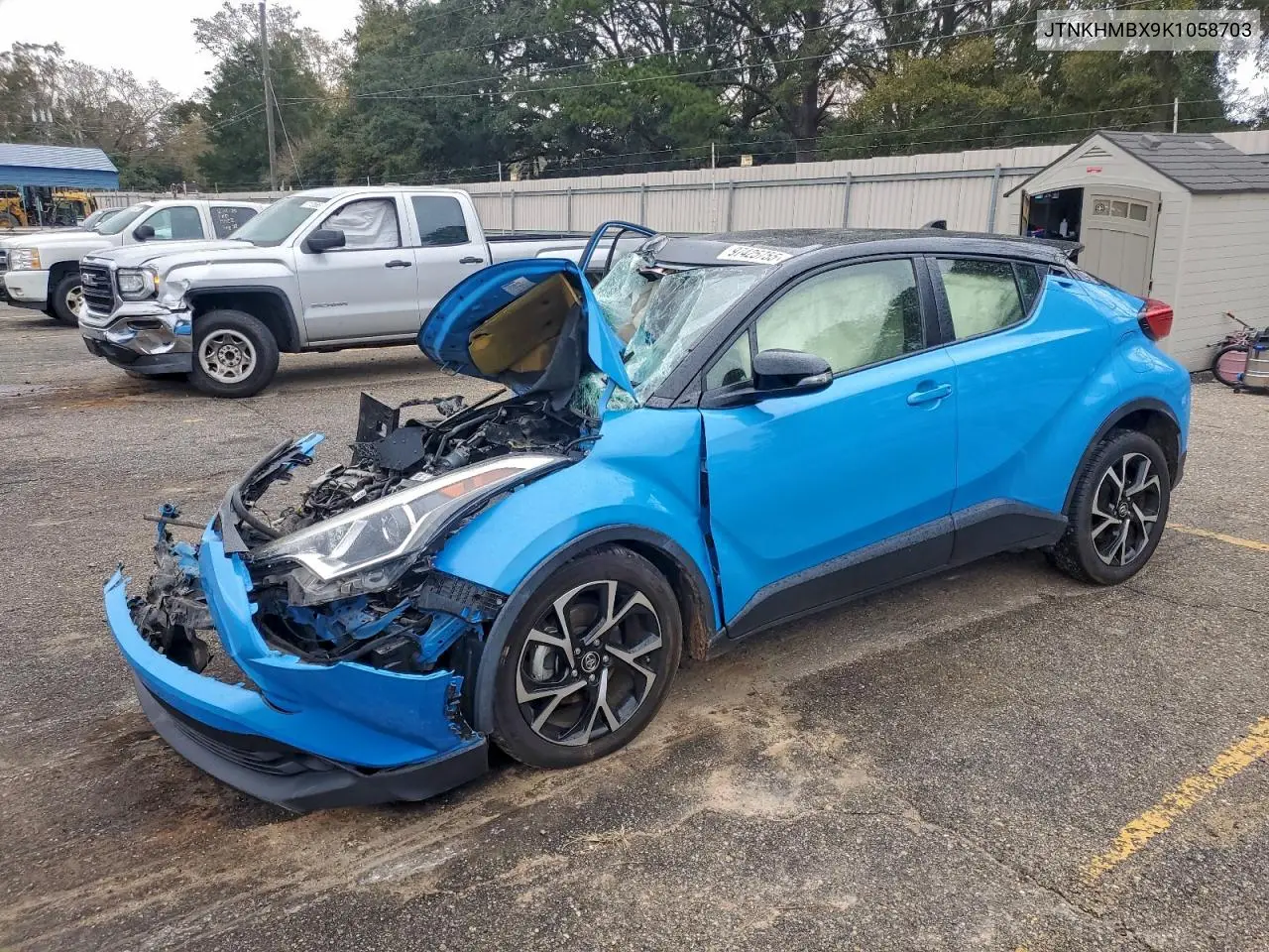 JTNKHMBX9K1058703 2019 Toyota C-Hr Xle