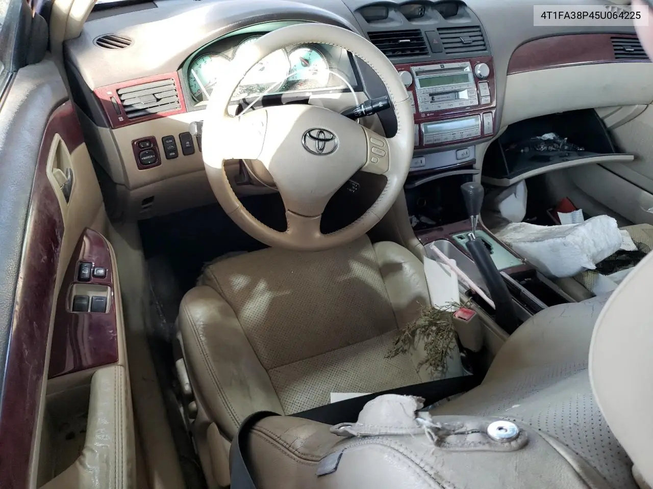 4T1FA38P45U064225 2005 Toyota Camry Solara Se