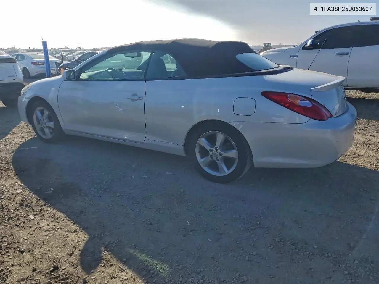 4T1FA38P25U063607 2005 Toyota Camry Solara Se