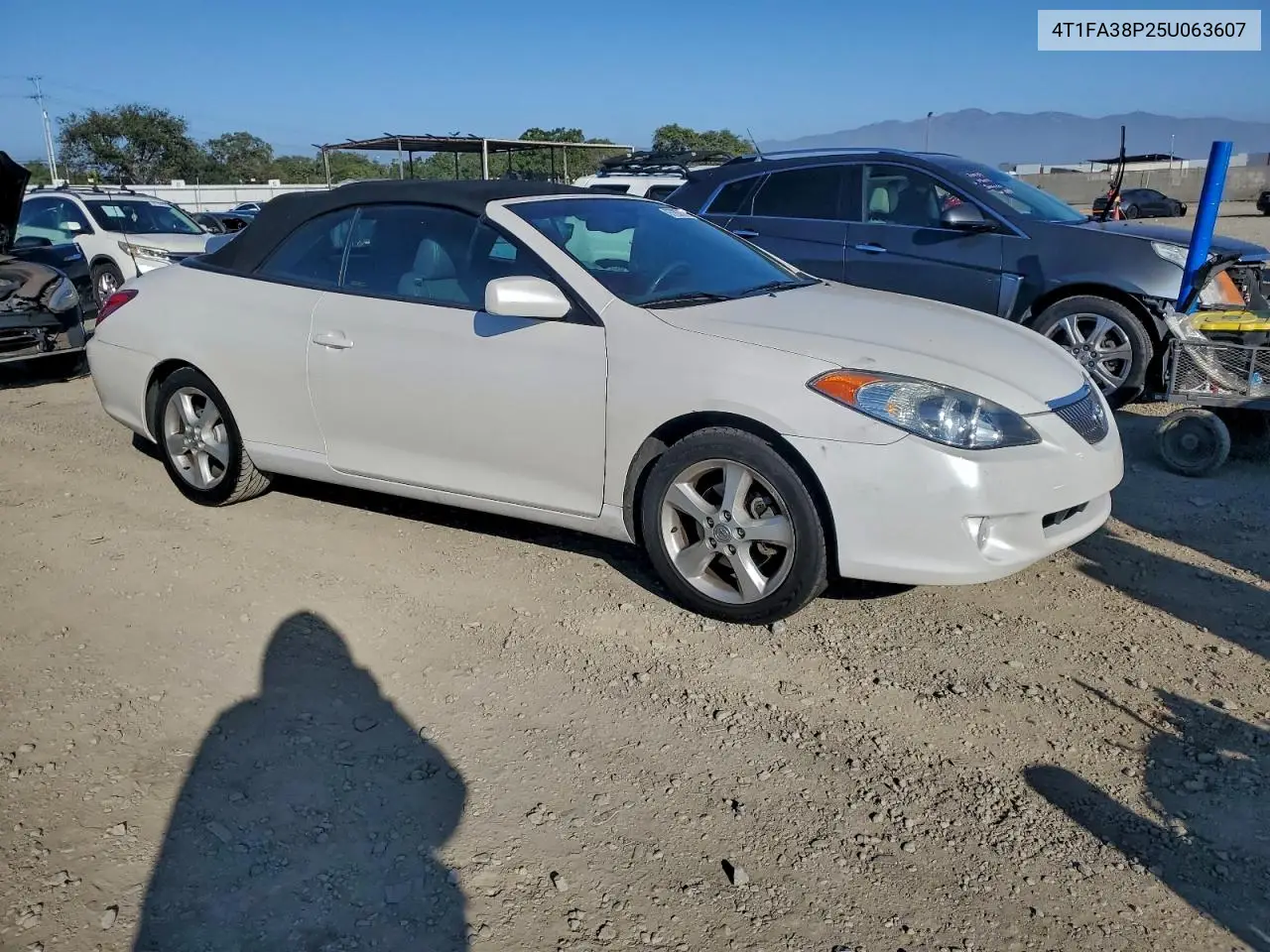 4T1FA38P25U063607 2005 Toyota Camry Solara Se