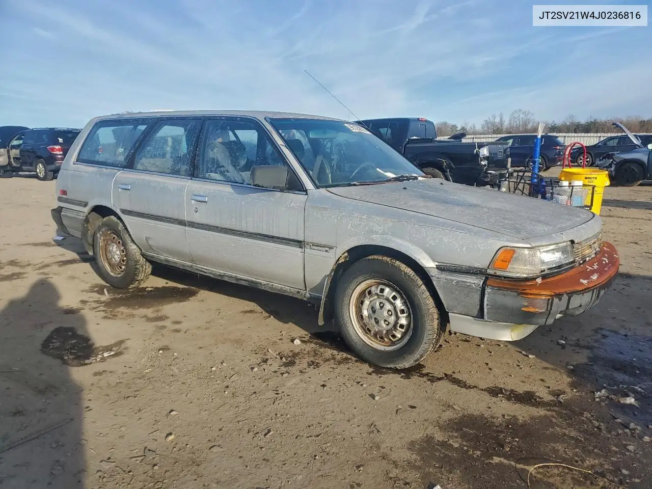 JT2SV21W4J0236816 1988 Toyota Camry Dlx