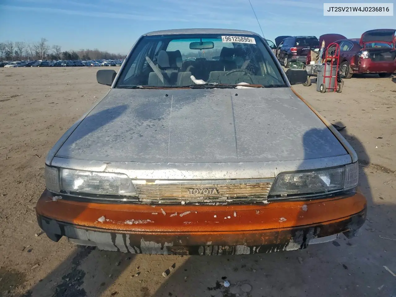 JT2SV21W4J0236816 1988 Toyota Camry Dlx