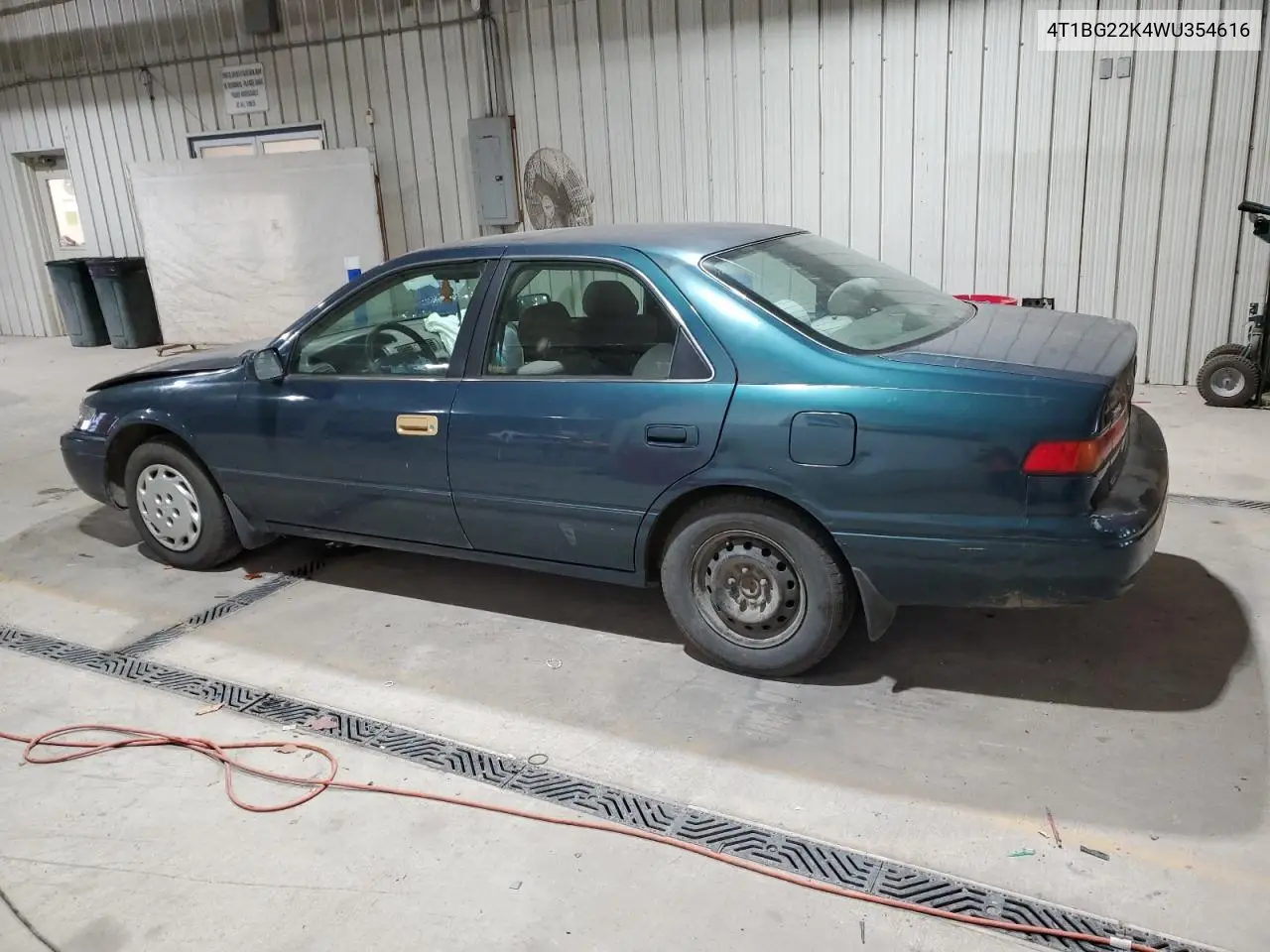 4T1BG22K4WU354616 1998 Toyota Camry Ce