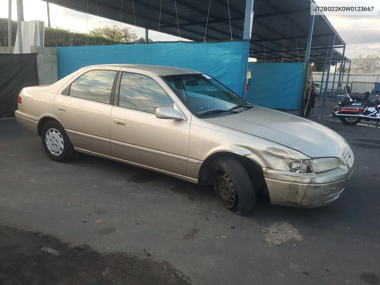 JT2BG22K0W0123667 1998 Toyota Camry Ce