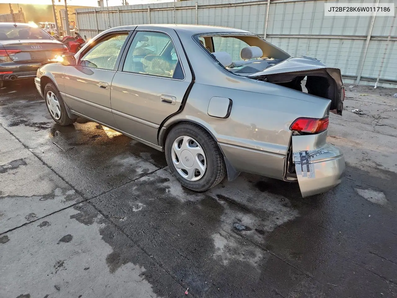 JT2BF28K6W0117186 1998 Toyota Camry Le