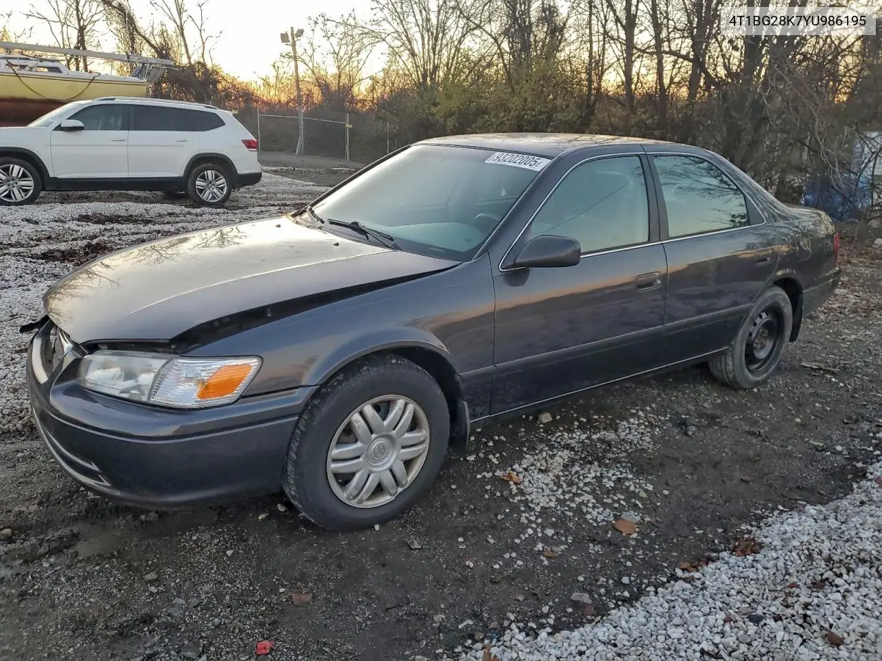 4T1BG28K7YU986195 2000 Toyota Camry Ce