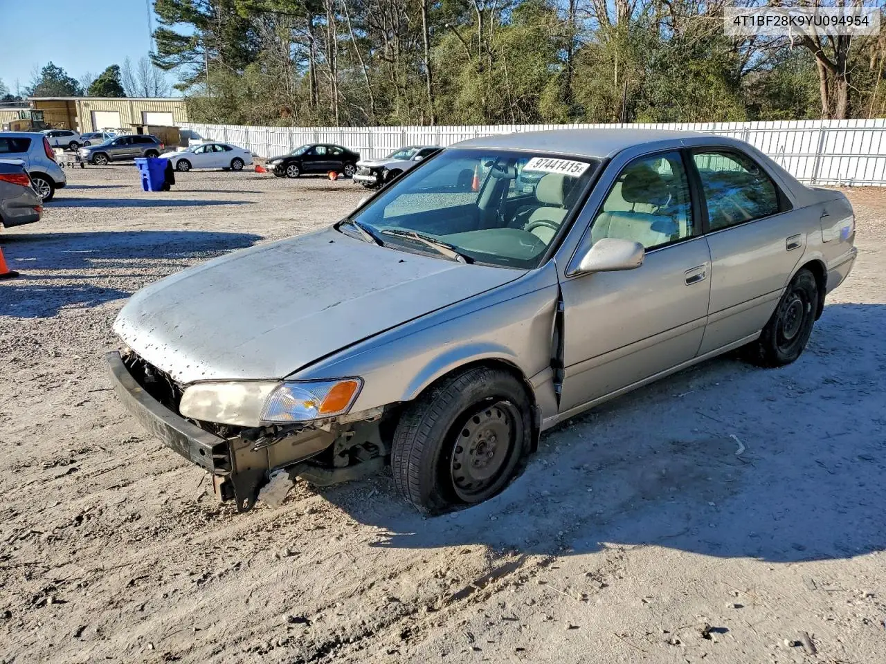 4T1BF28K9YU094954 2000 Toyota Camry Le V6