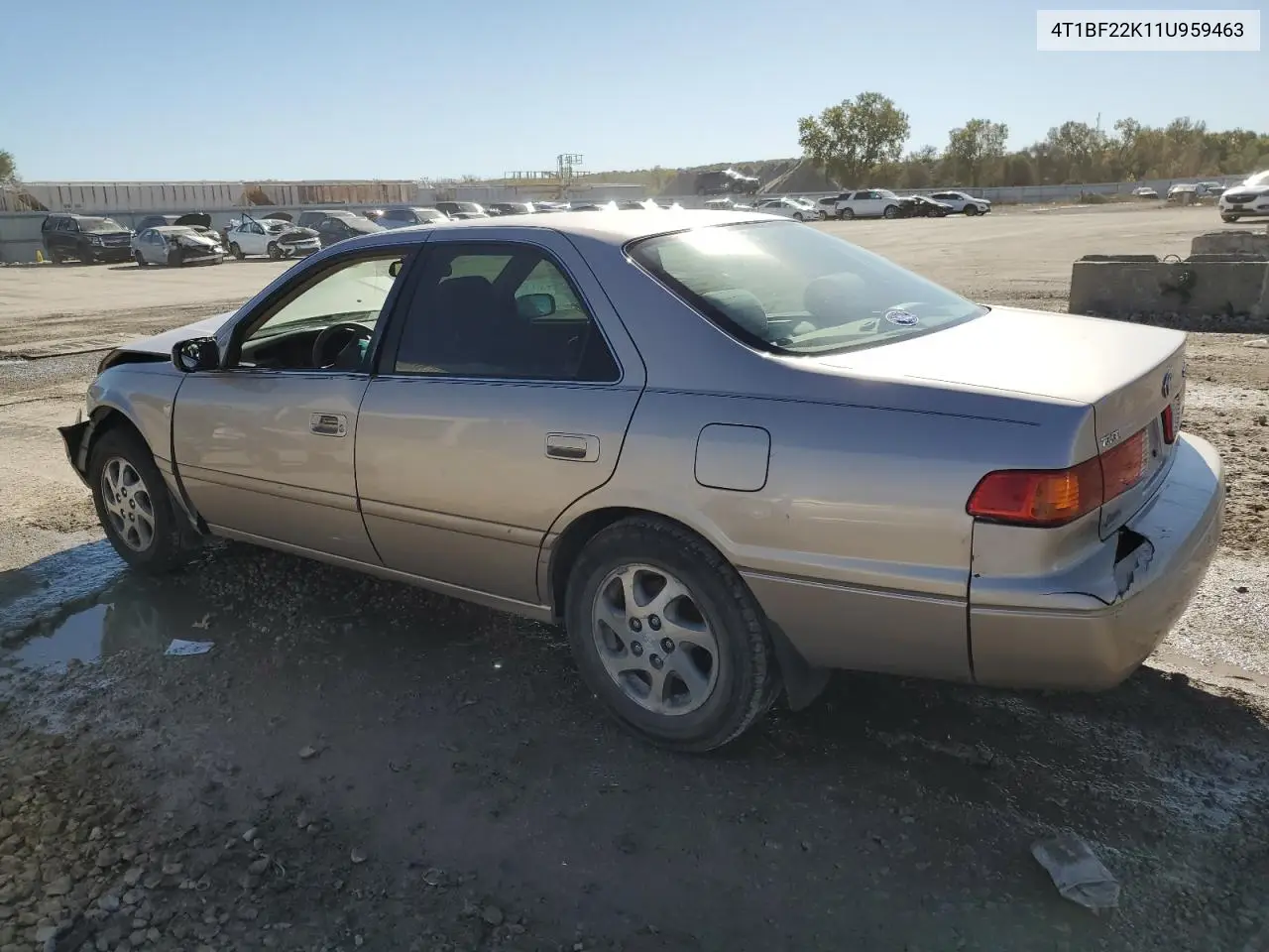 4T1BF22K11U959463 2001 Toyota Camry Le