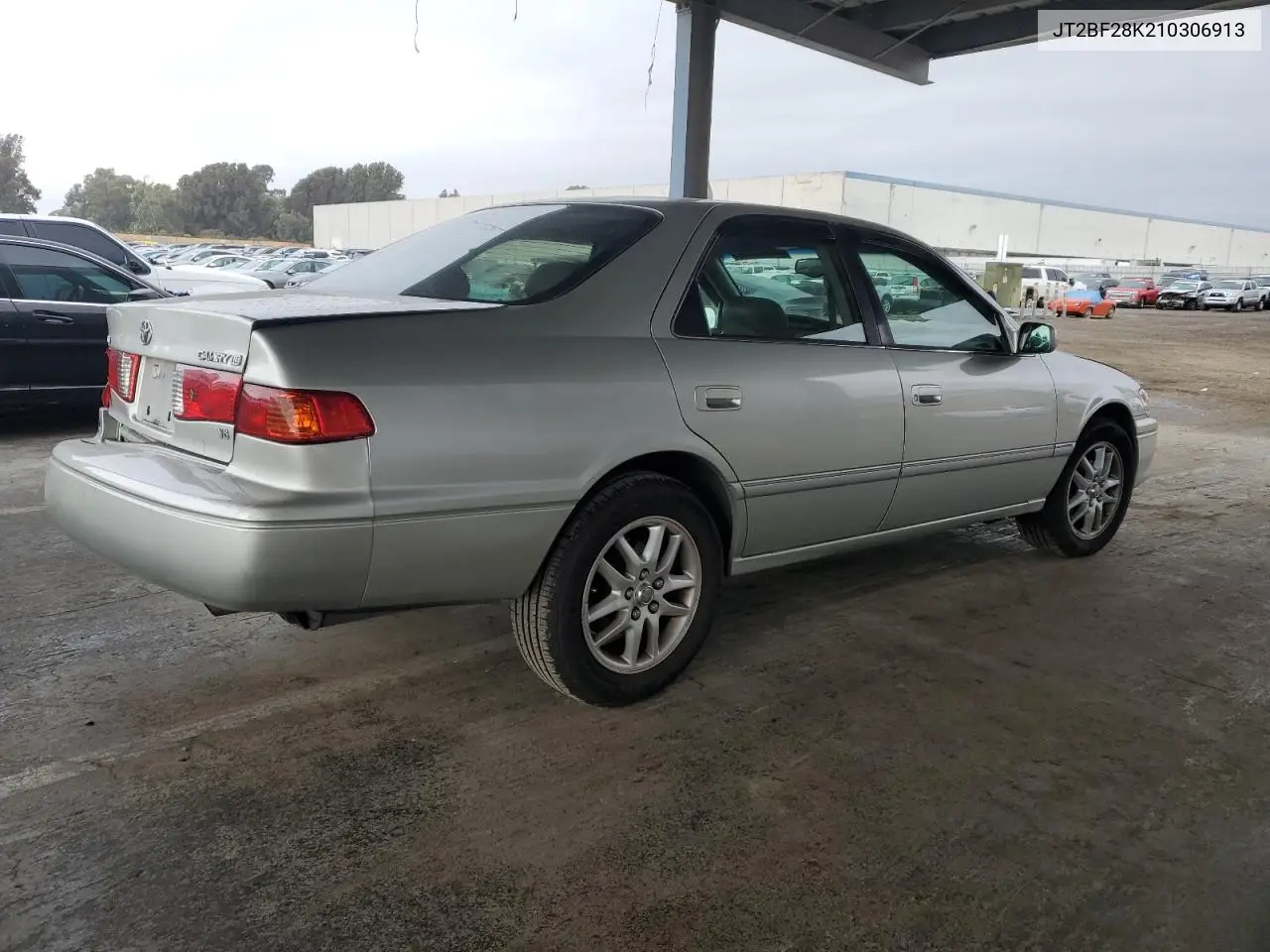 JT2BF28K210306913 2001 Toyota Camry Le