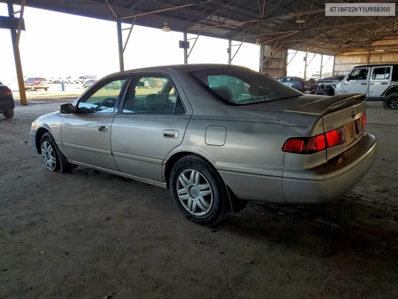 4T1BF22K11U958300 2001 Toyota Camry Le